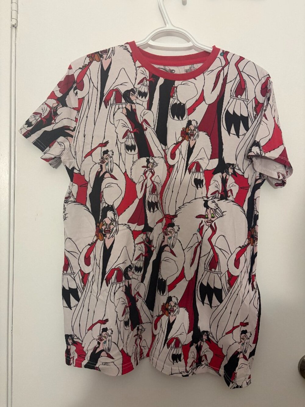 Cakeworthy Cruelle de Vil AOP - Size Large